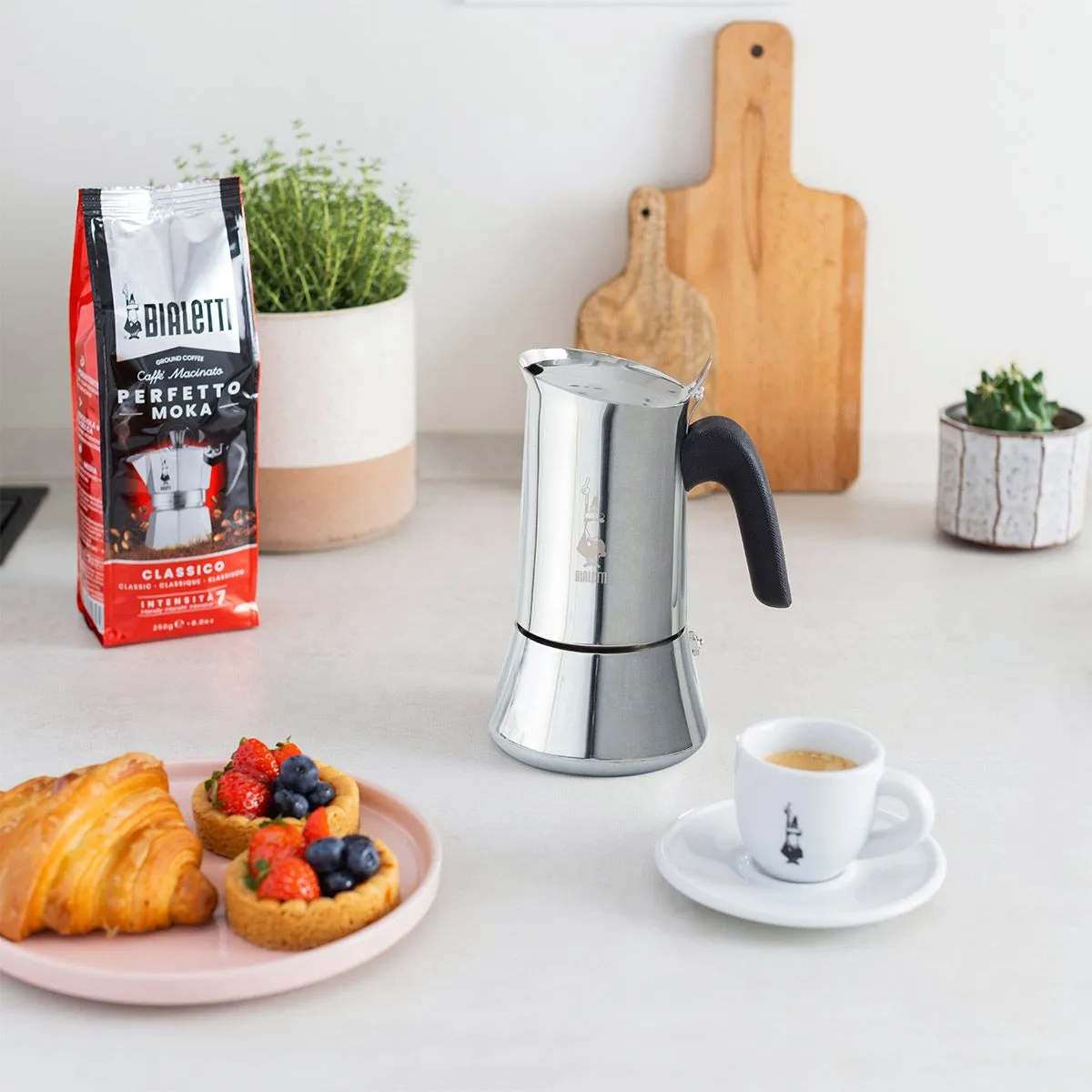 How To Use the Bialetti Venus Moka Pot Espresso Coffee 