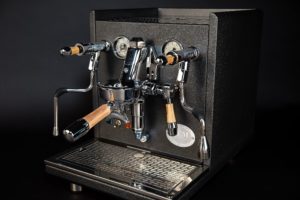 Espresso_Elements_Coffee_Machines_ECM_Synchronika Anniversary Edition Angled