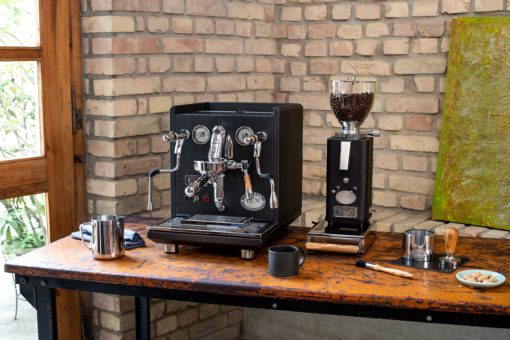 Espresso_Elements_Coffee_Machines_ECM_Synchronika